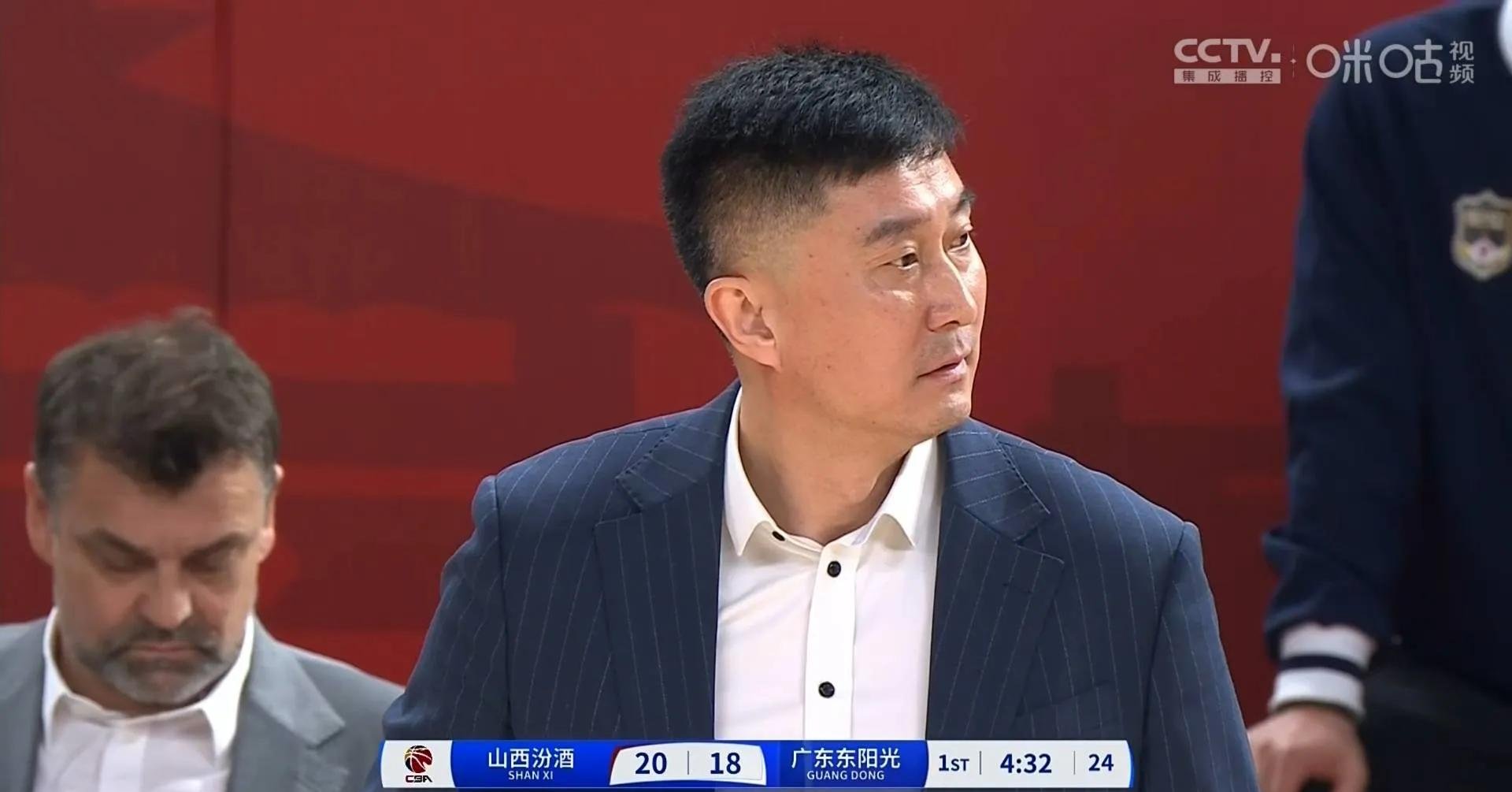 出色防守首场状态出色，阿森纳观众沸腾！，Karsa重返赛场上演精彩一战的简单介绍